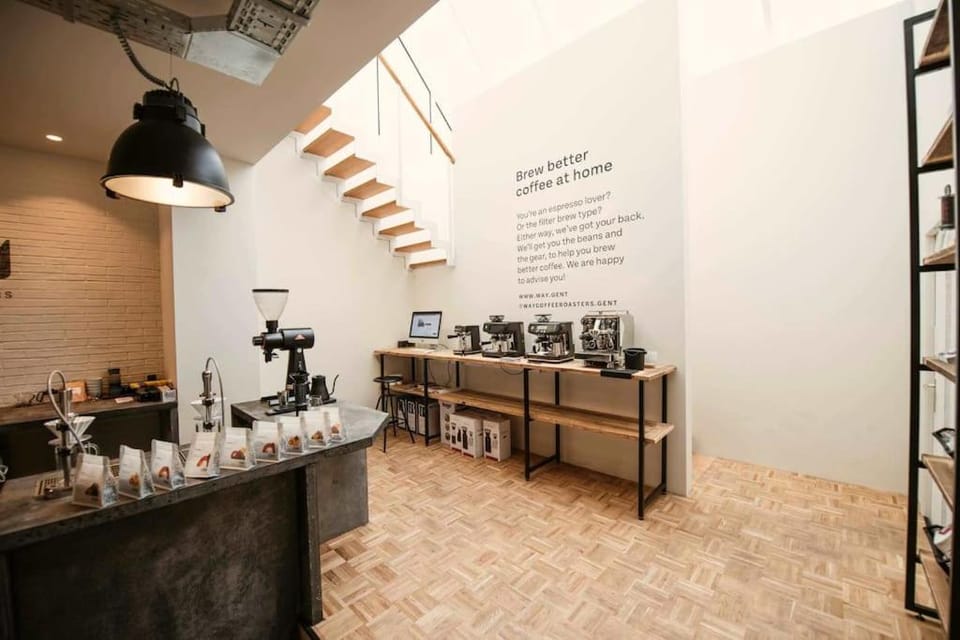 Cozy Studio for Two in Central Ghent Apartment in Ghent