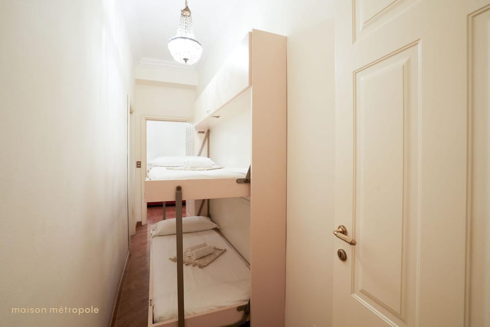 bunk bed