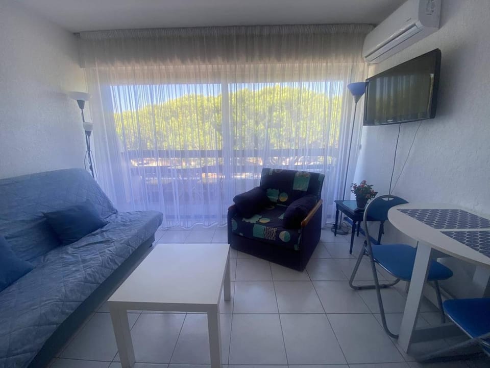 AS13647- Studio dans résidence avec Piscine et climatisation Apartment in Le Grau-du-Roi