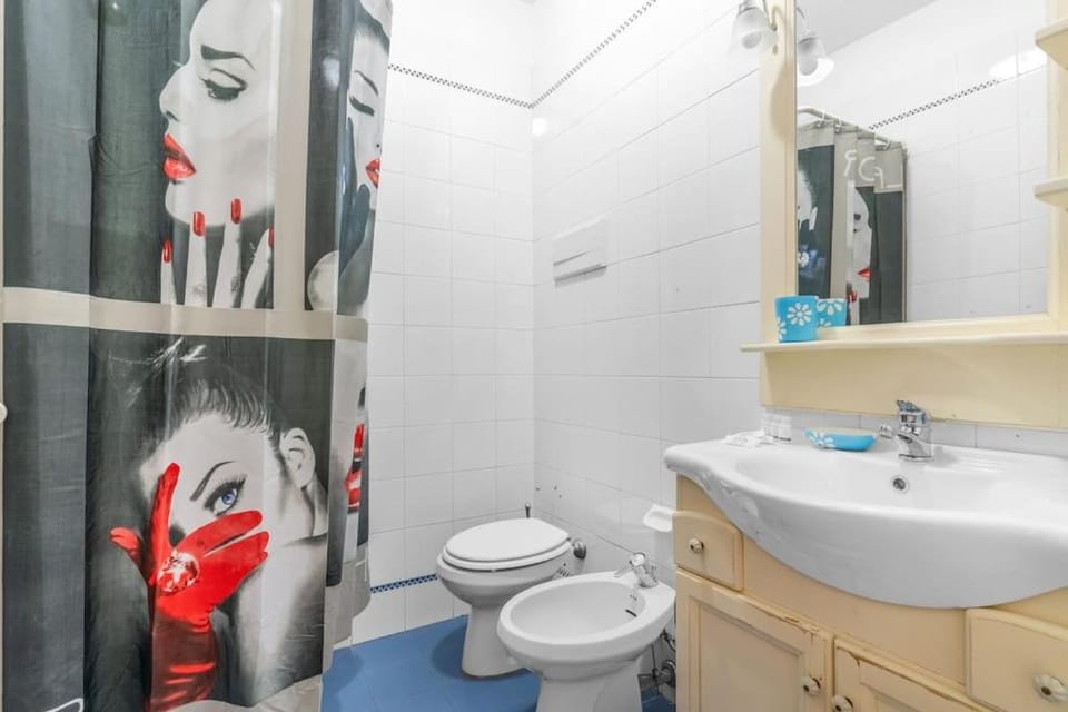 Shower, Toilet, Bathroom, bidet