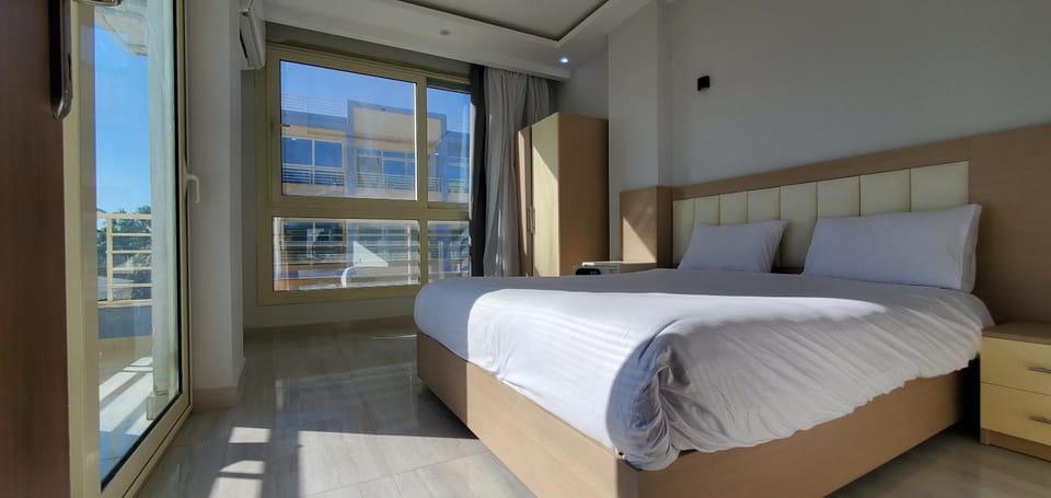 Bed, Photo of the whole room