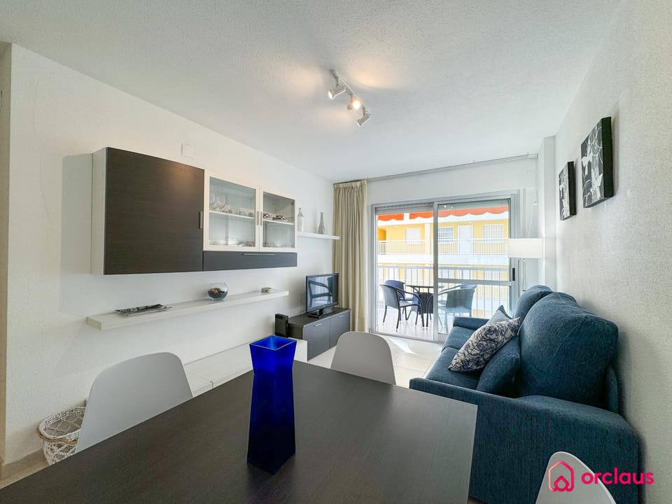 TV and multimedia, Living room, Dining area