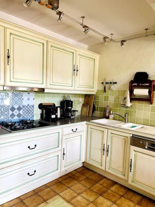 Maison Parc du Verdon - Clim & Terrasse ombragée House in French Riviera