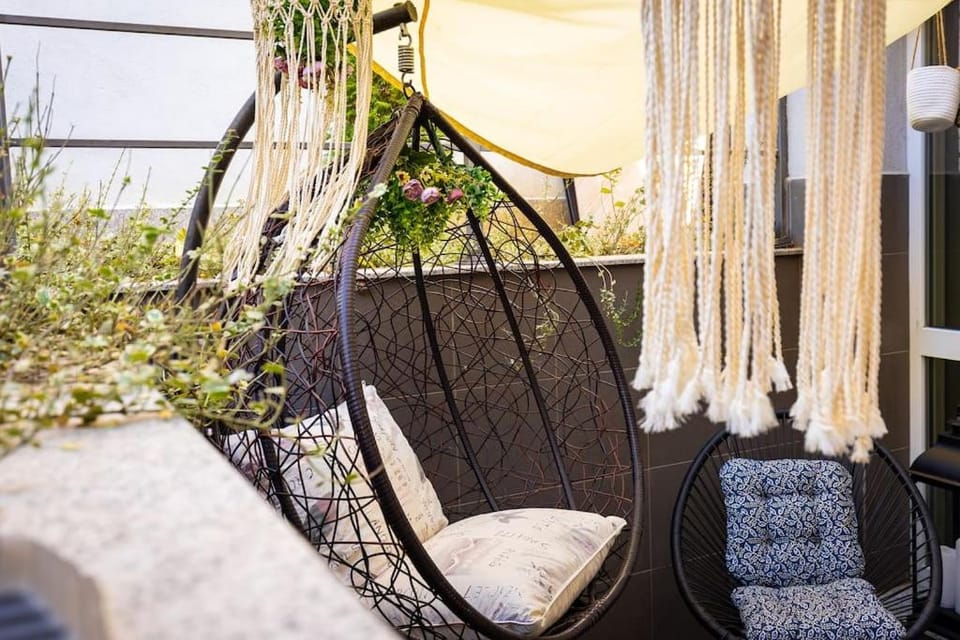 Patio, Balcony/Terrace, Seating area
