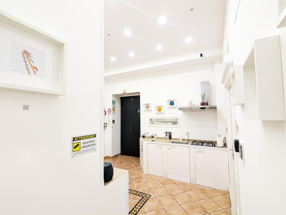 Kitchen or kitchenette, Dining area, pet friendly, stove