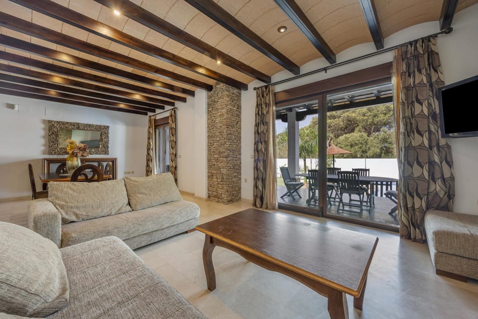 Property building, Living room