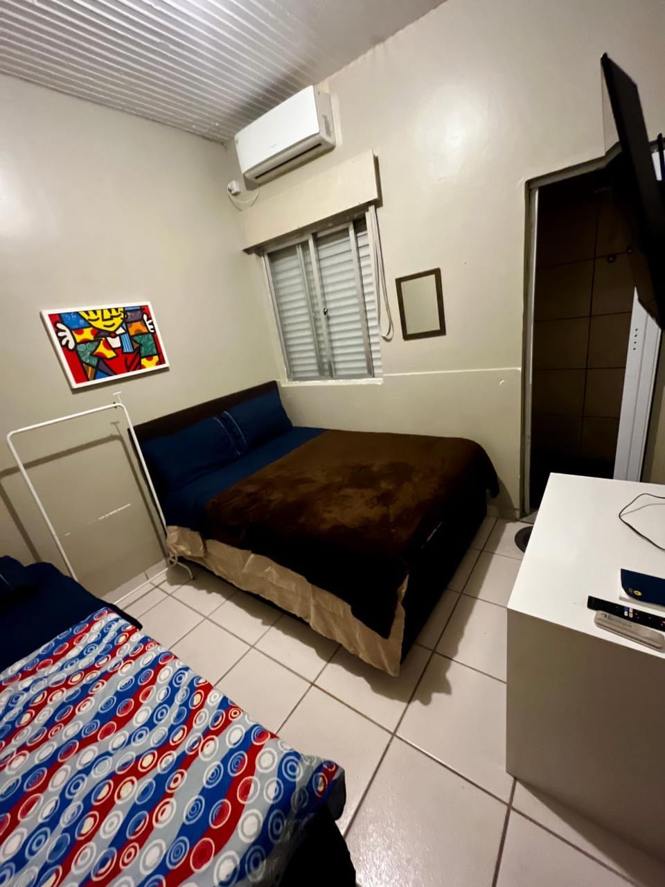 Bed, Photo of the whole room, Bedroom, air conditioner