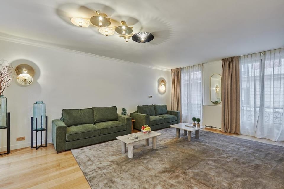Terrace apartment Trocadero Eiffel Tower by Studio Prestige Apartment in Paris