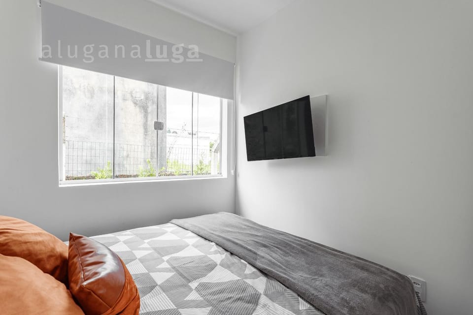 Cozy Oasis 02: 3min from Pinheira Beach#2 House in Florianopolis