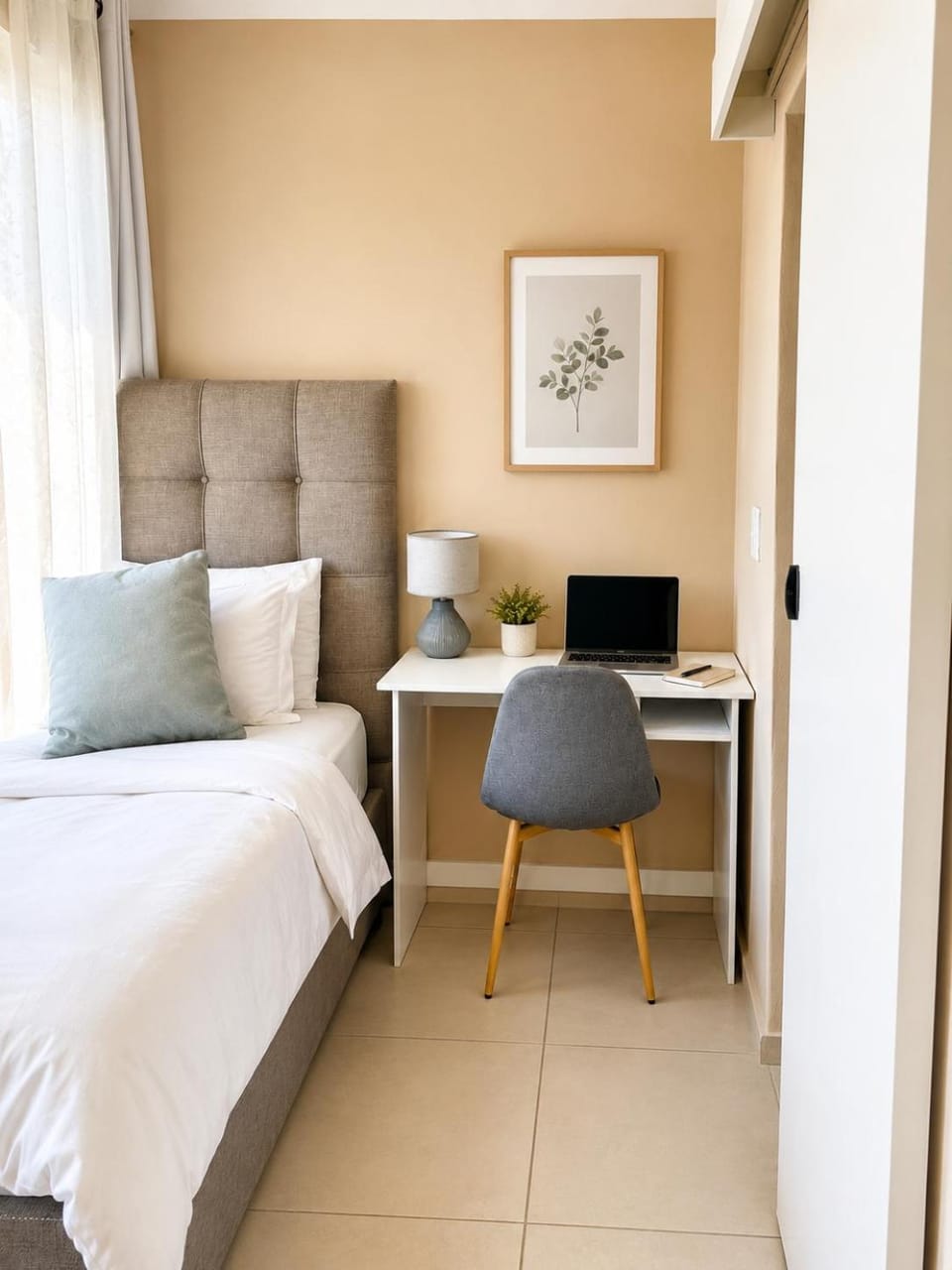Seating area, Bedroom