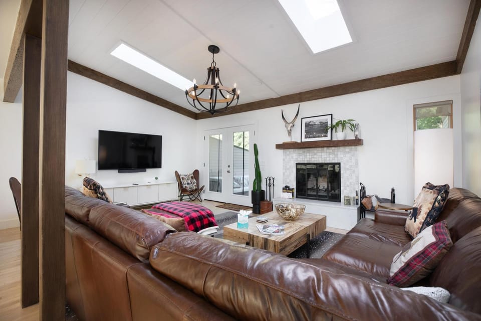 2633 Kinnickinnick Rd., Unit E2 House in Vail