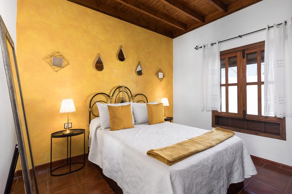 Home2Book La Molina C, Rural Retreat House in Maxorata