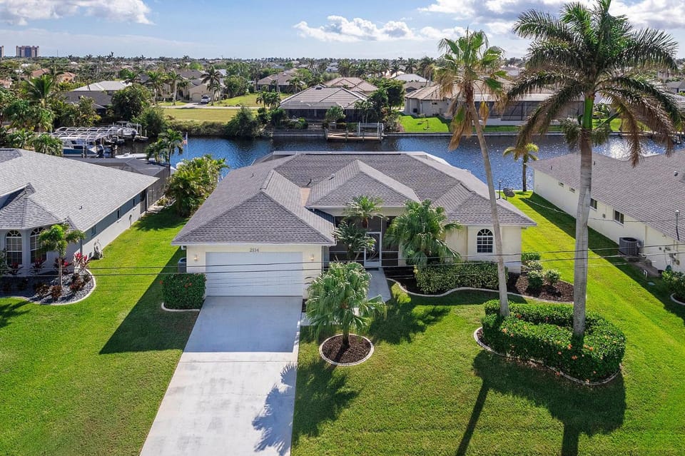 Pelican Villa Kokomo Waterfront Oasis in Cape Coral FL House in Cape Coral