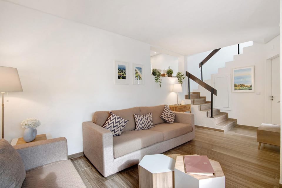 Property building, Living room