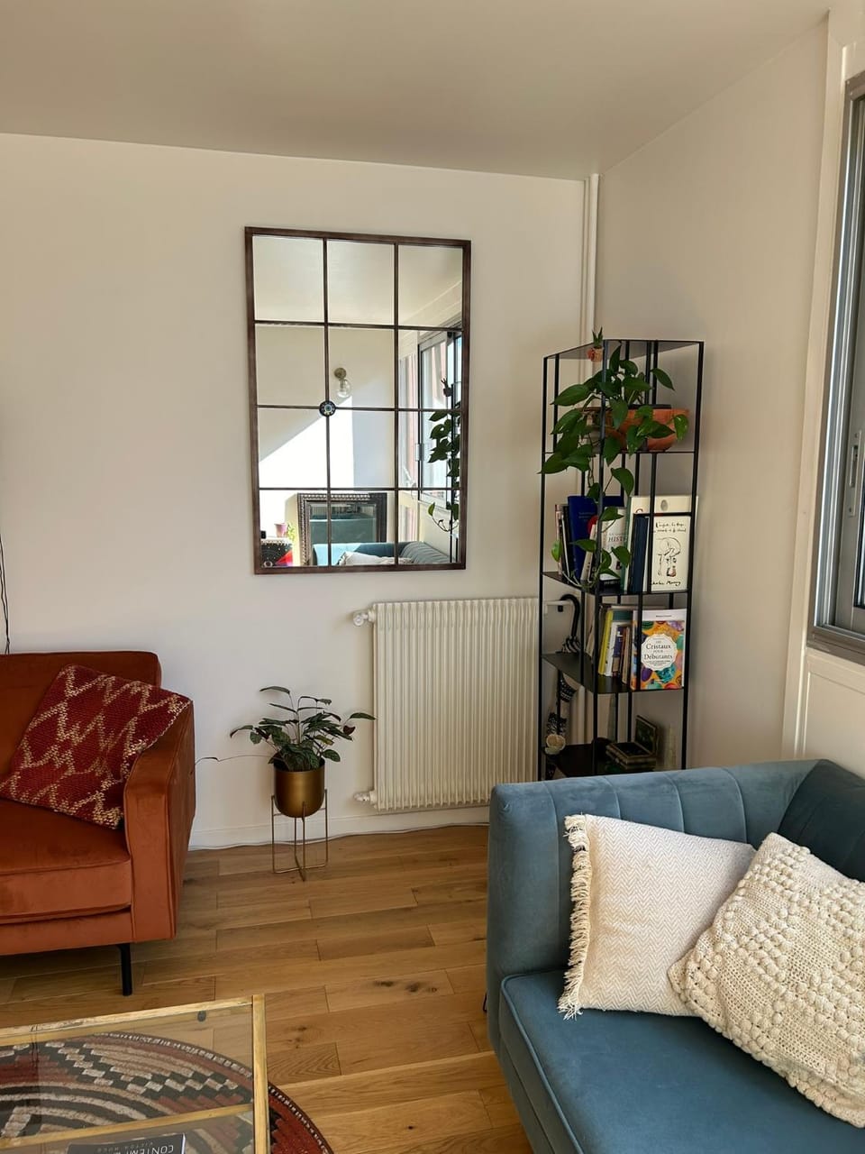 Appartement lumineux Mairie des Lilas Apartment in Paris