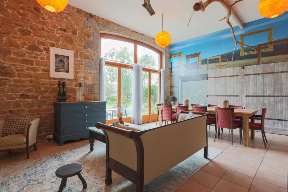 Property building, Living room