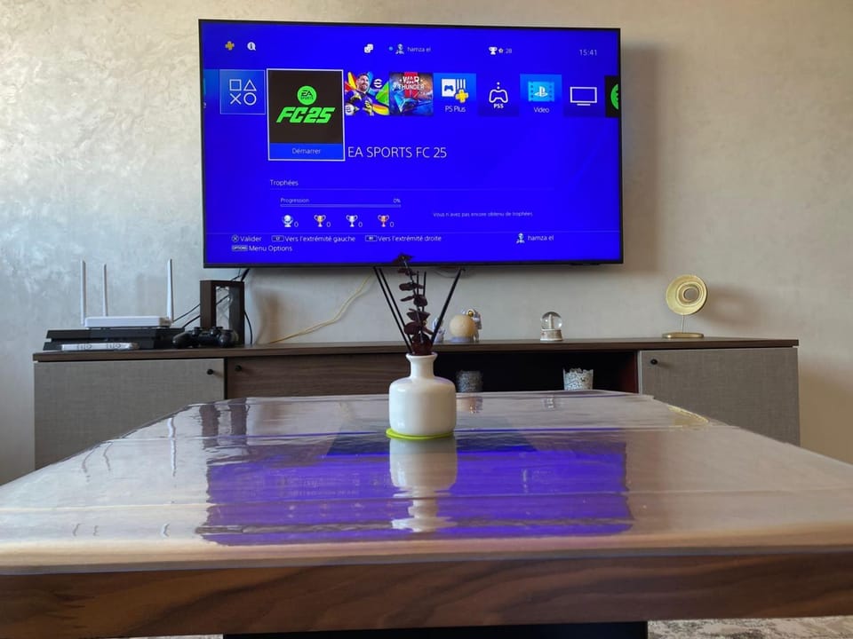 Communal lounge/ TV room, TV and multimedia