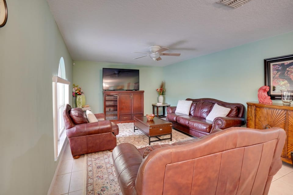 Family Gem in Port St Lucie with Backyard and Pool! House in Port Saint Lucie