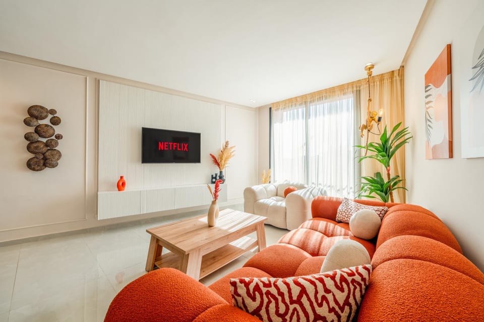 TV and multimedia, Lounge or bar