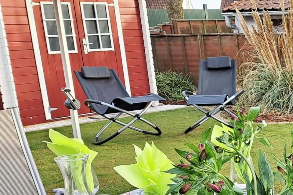 Garden, Garden, sunbed