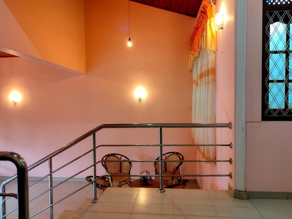 Golden Glade Villa in Southern Province
