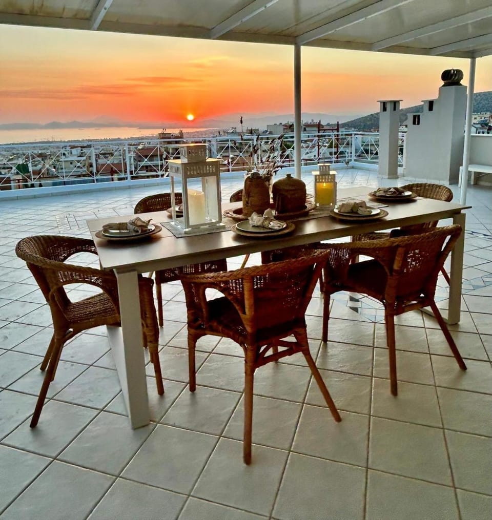 Glyfada sunset Apartment Apartment in South Athens