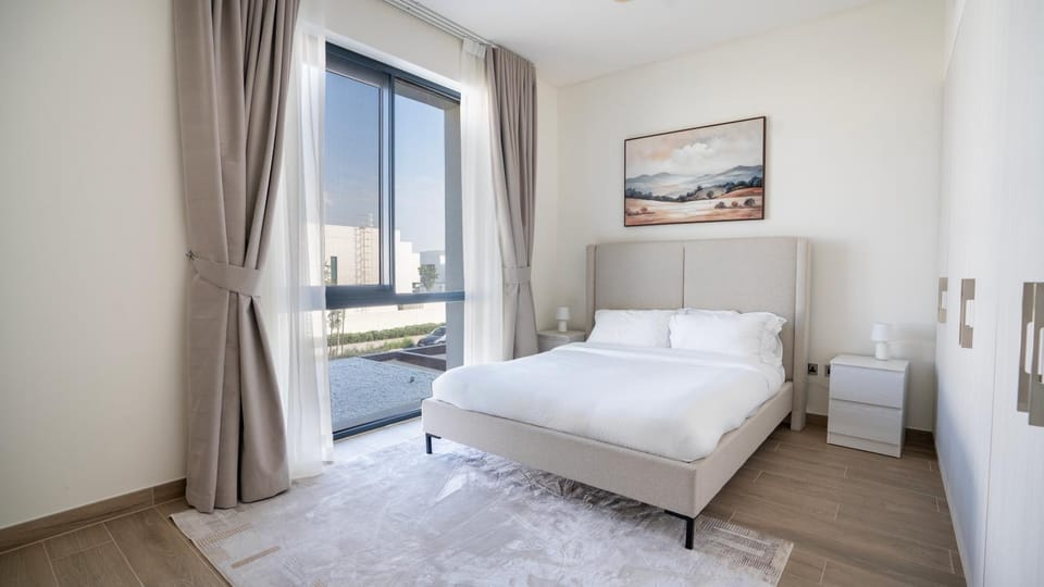 4BR Luxury Villa Yas Island Near F1 House in Abu Dhabi