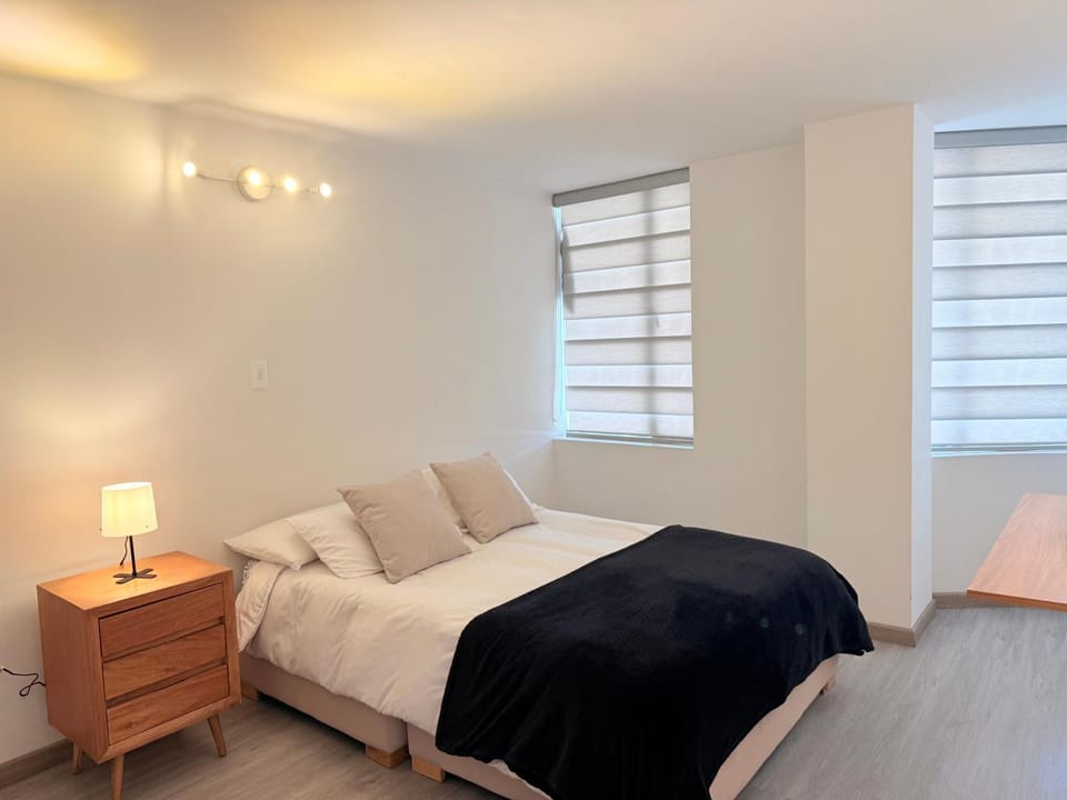 Bed, Photo of the whole room, Bedroom