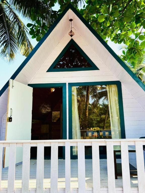 Eco Wooden Homes Hotel in Benaulim