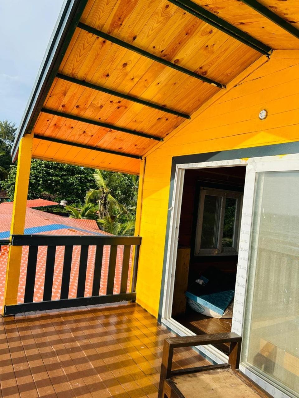 Eco Wooden Homes Hotel in Benaulim