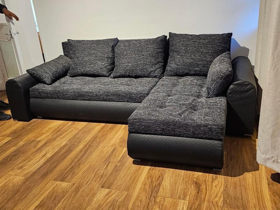 Entire Apartment Oval Apartment in London