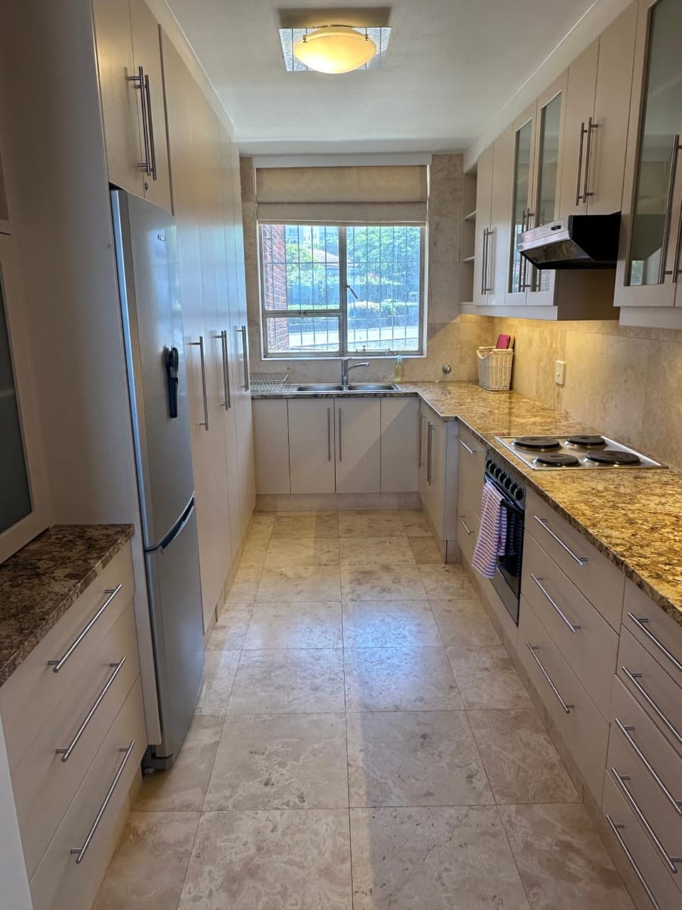 Vibrant Beachfront Getaway in Camps Bay Apartment in Camps Bay