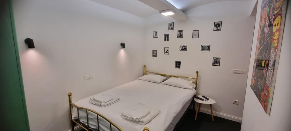 Mi Casita Cozy Central Studio Apartment in Belgrade