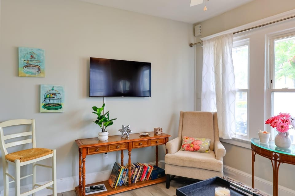 Walk to Ocean Grove Beach: Seaside Haven! Apartment in Ocean Grove
