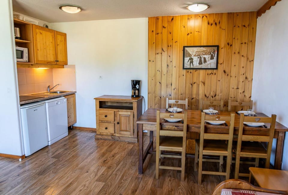 Résidence Les Hauts De Preclaux - Appartement en duplex au coeur des Orres 1800 MAE-9201 Apartment in Provence-Alpes-Côte d'Azur