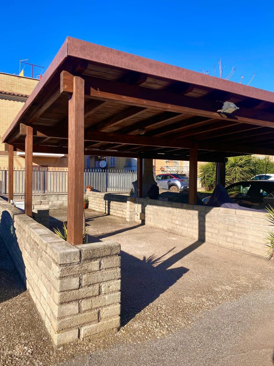 Property building, Parking
