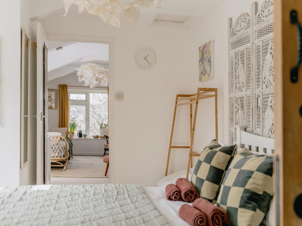 Living room, Bedroom