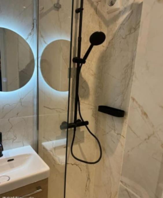 Studio Coup de Cœur Ménilmontant Apartment in Paris
