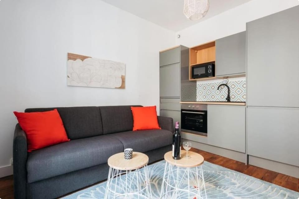Jean Macé - Bancel Apartment in Lyon