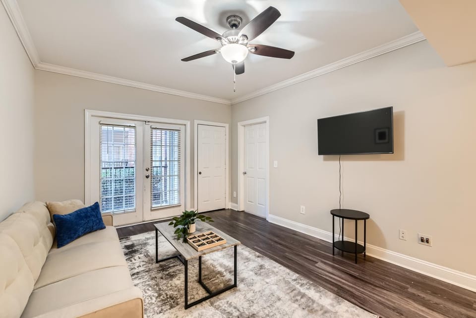 Crest at Midtown 1125 l 2Bedroom 2 Bathroom Apartment in Atlanta