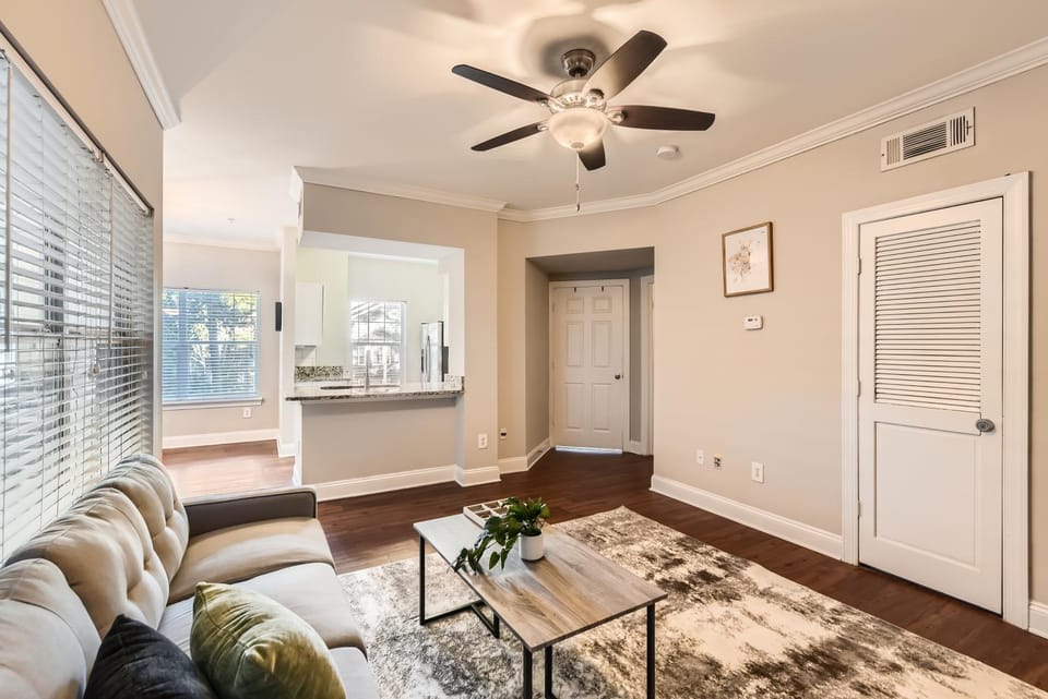 Crest at Midtown 4117 l 1 bedroom 1 Bathroom Apartment in Atlanta