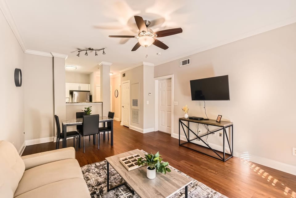 Crest at Midtown 4505 l 1 Bedroom 1 Bathroom Apartment in Atlanta
