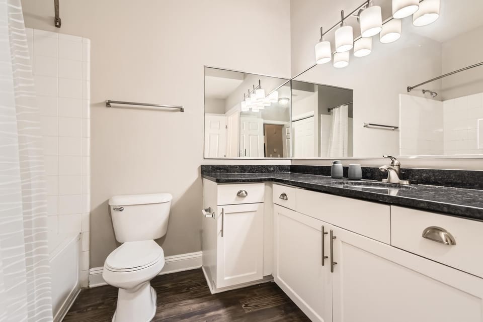 Crest at Midtown 4603 l 1 Bedroom 1 Bathroom Apartment in Atlanta