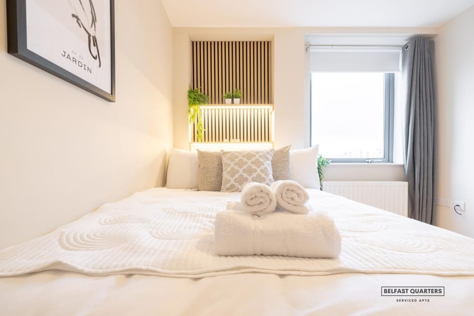 Belfast Quarters- 5th Floor Gem! Apartment in Belfast
