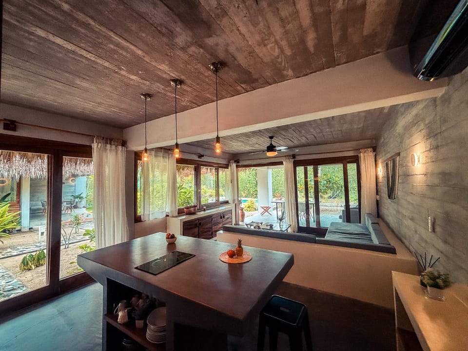 Living room, Seating area, Dining area
