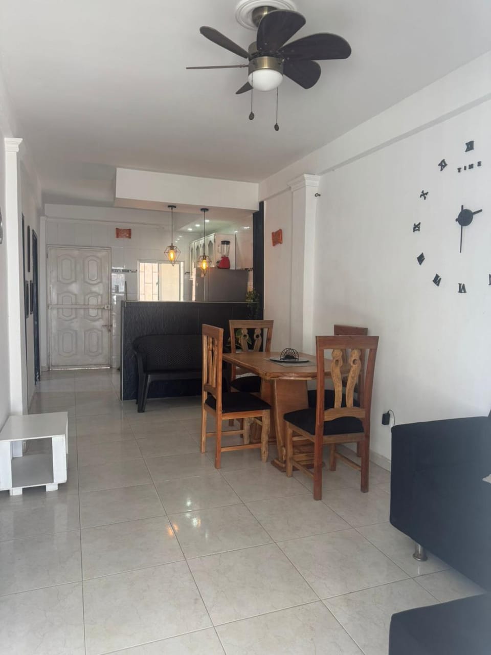 Apto céntrico torices 1 piso 2 habitaciones Apartment in Cartagena