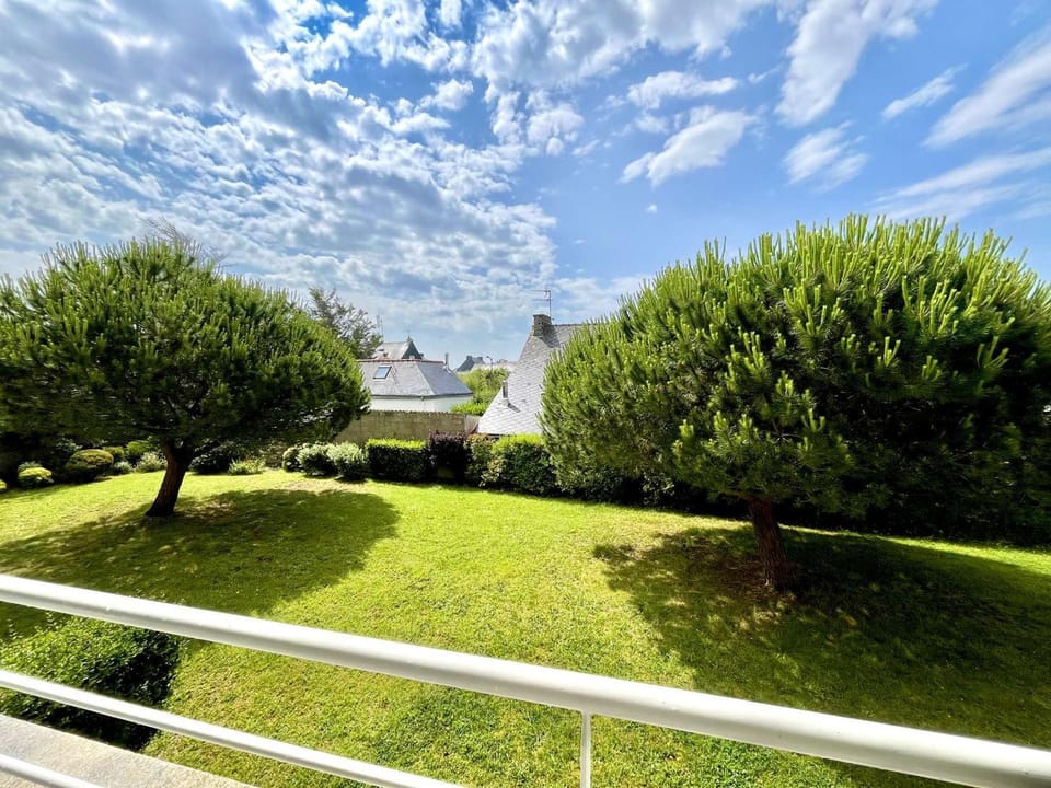 Étel - Appart 2 pièces avec balcon et parking, proche plage - FR-1-479-166 Apartment in Étel