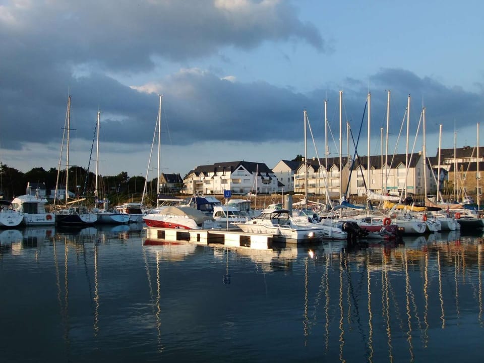 Étel - Appartement 3 pièces avec WIFI et parking à proximité du port - FR-1-479-167 Apartment in Étel