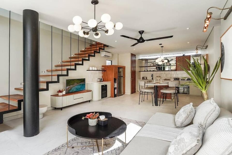 Echo Beach Elegance - 1BR Designer in Canggu A1 Villa in North Kuta