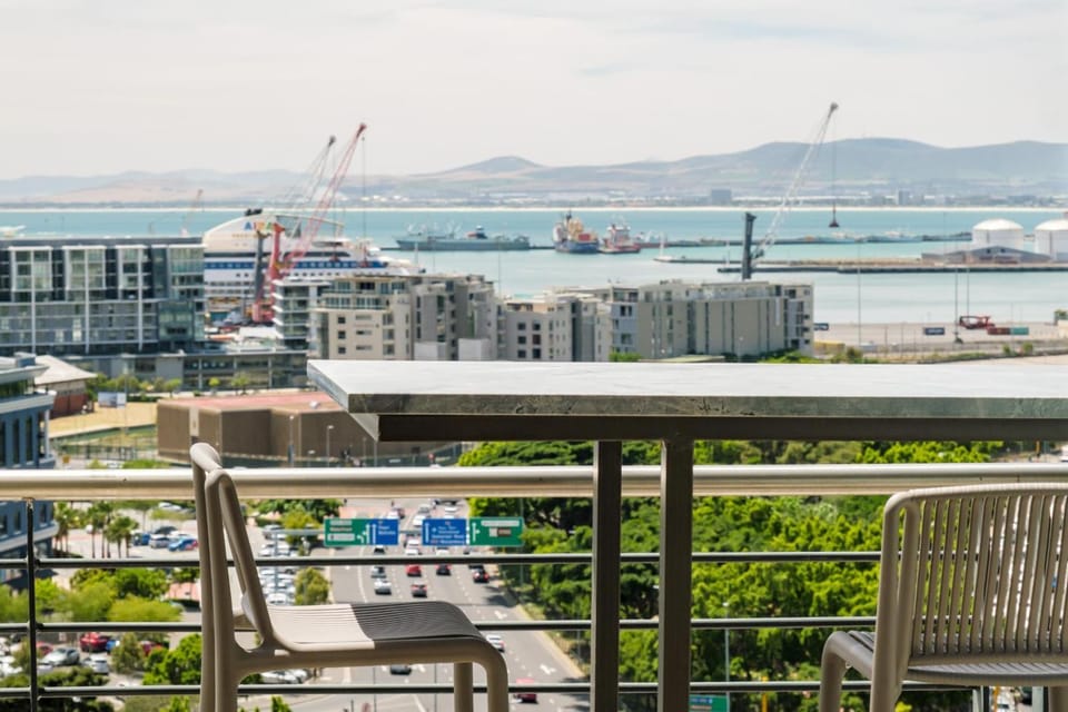 Balcony/Terrace, Balcony/Terrace, City view, Mountain view, Sea view